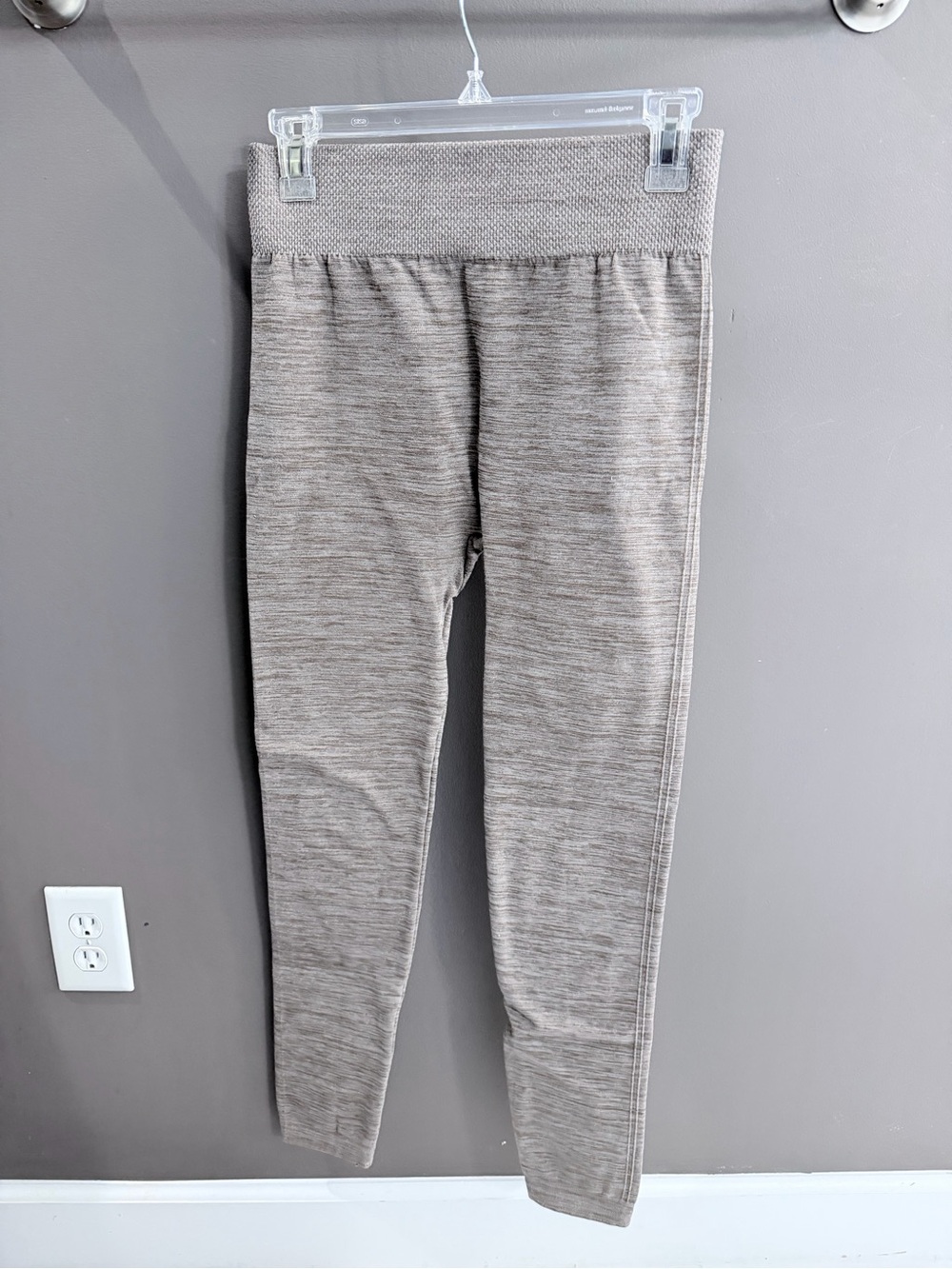 Cozy womens Stretch Leggings in Heather Taupe